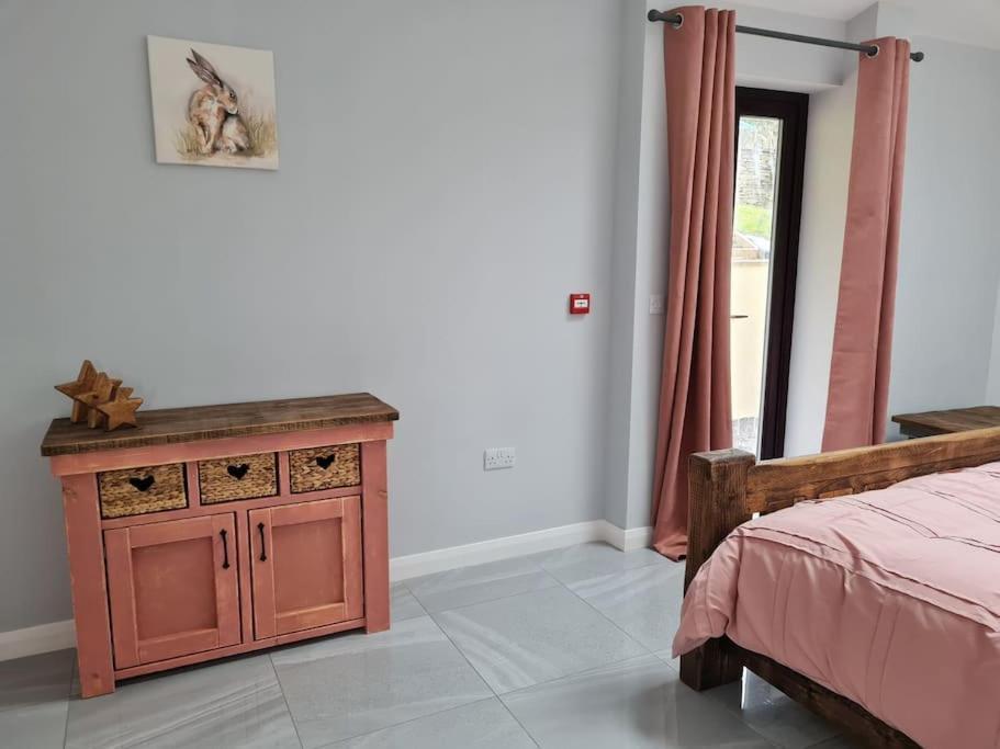 The Old Mountain Stables Caerllwyn Ganol Farm Apartment Newport  Ruang foto