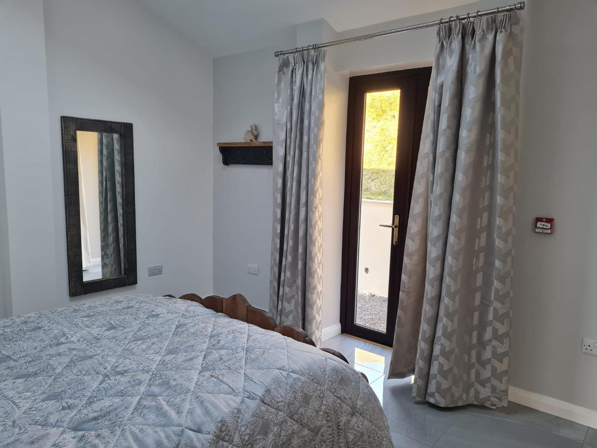 The Old Mountain Stables Caerllwyn Ganol Farm Apartment Newport  Bagian luar foto